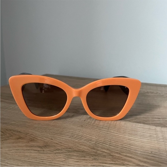 Fendi Orange Sunglasses - Picture 4 of 8